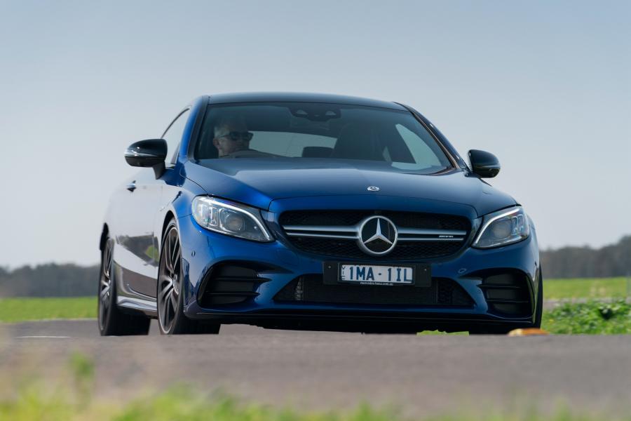  Mercedes-AMG C43 4Matic Coupe (C205) 2018 года  (AU) (фото 14 из 40)